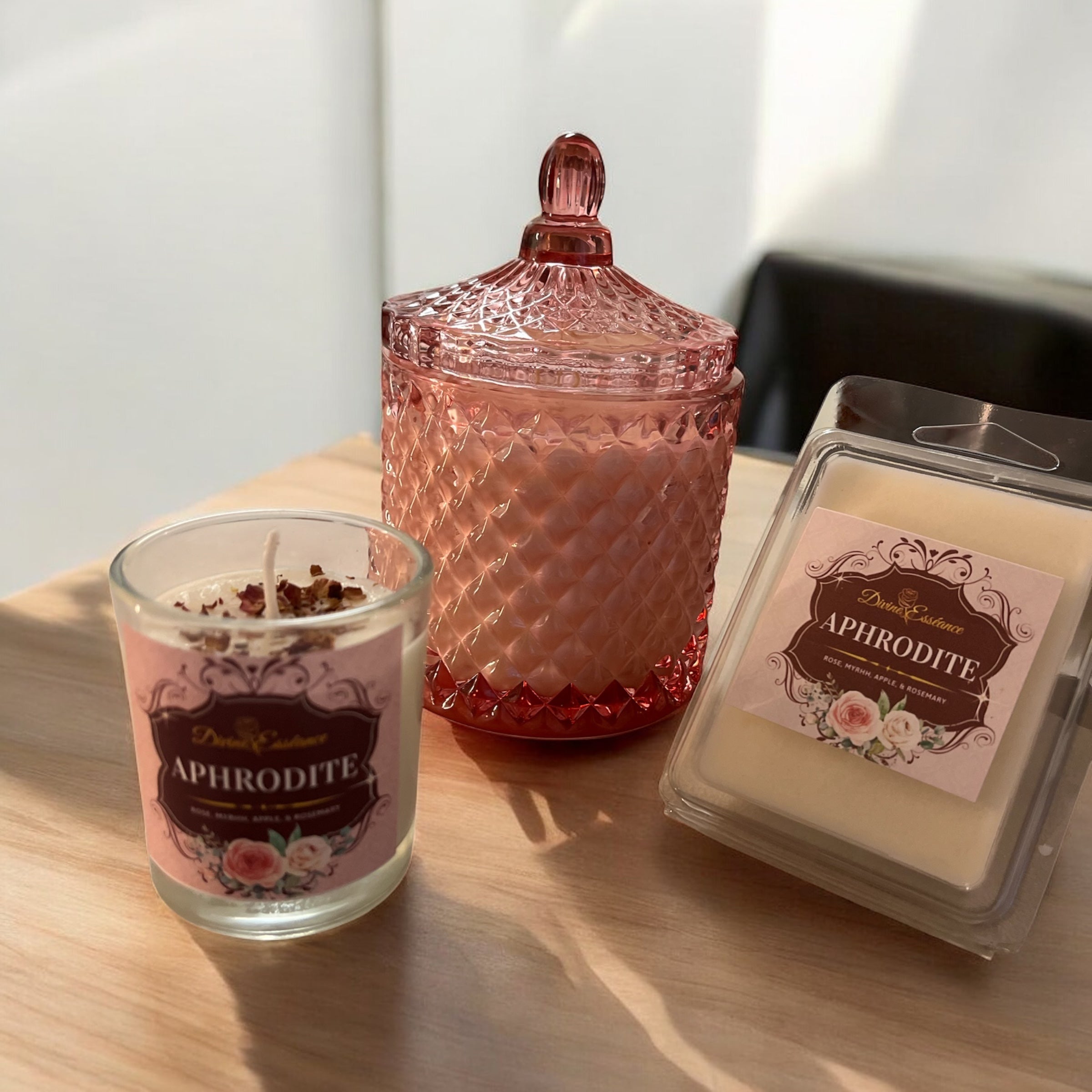 Aphrodite Deluxe – Divine Esseance